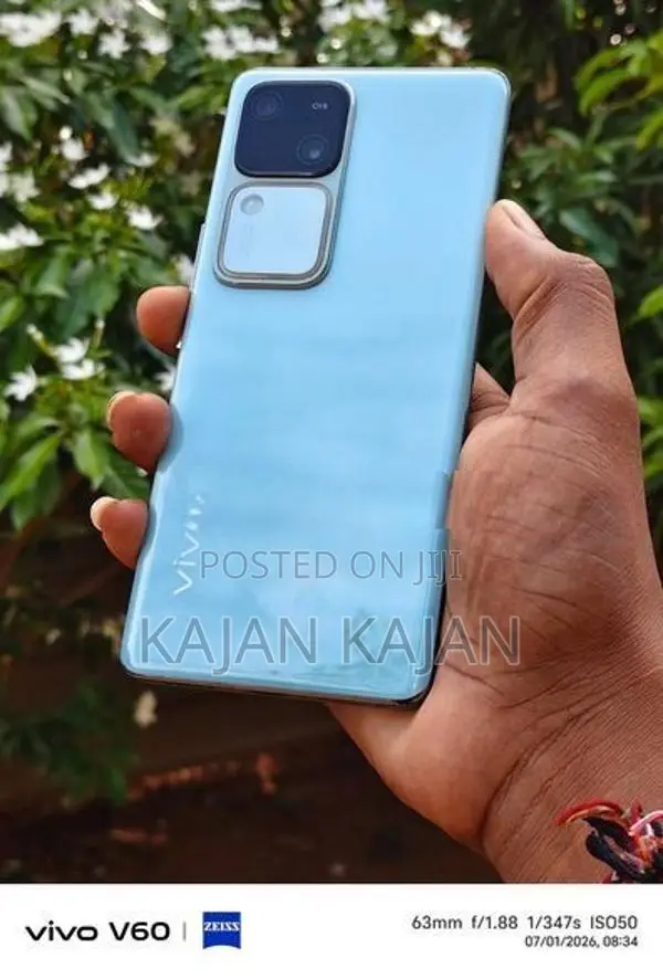 Vivo V30 5G (Used)