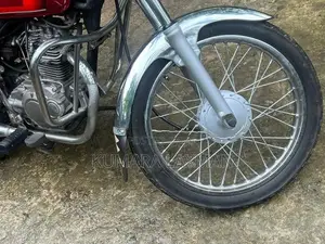 Bajaj Boxer 2005