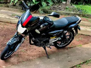 Bajaj Pulsar 180 2006