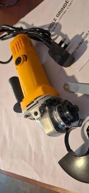 ANGLE GRINDER