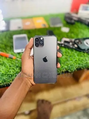 Apple iPhone 11 Pro (Used)