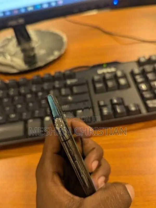 Apple iPhone 11 Pro (Used)