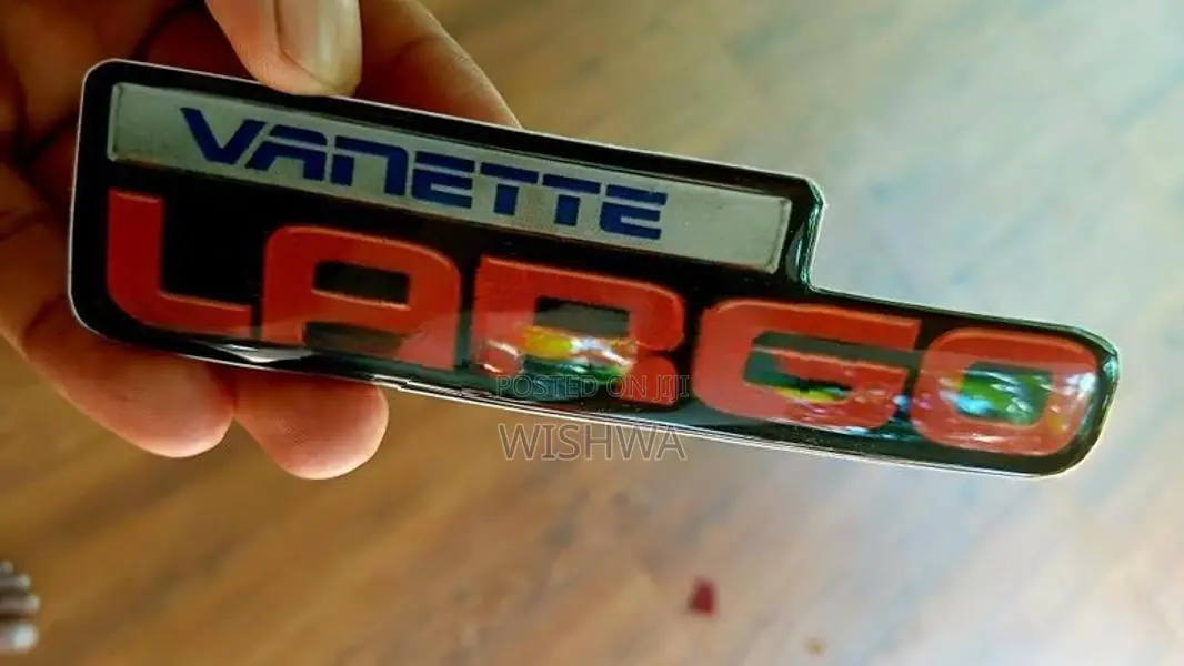 Nissan Largo sticker