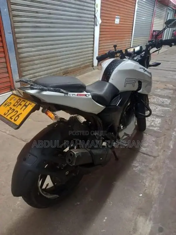 TVS Apache RTR 200 2017