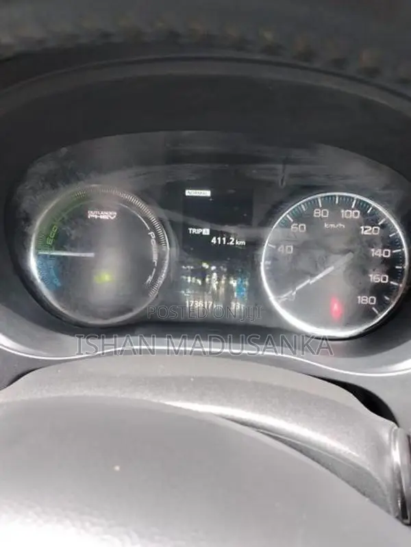 Mitsubishi Outlander 2015