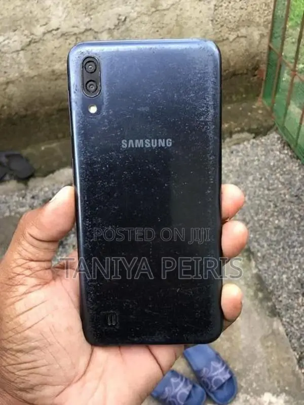 Samsung Galaxy M10 16/2 (Used)