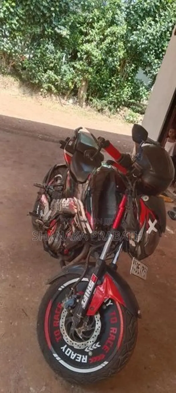 Bajaj Pulsar NS160 ns 150 2017