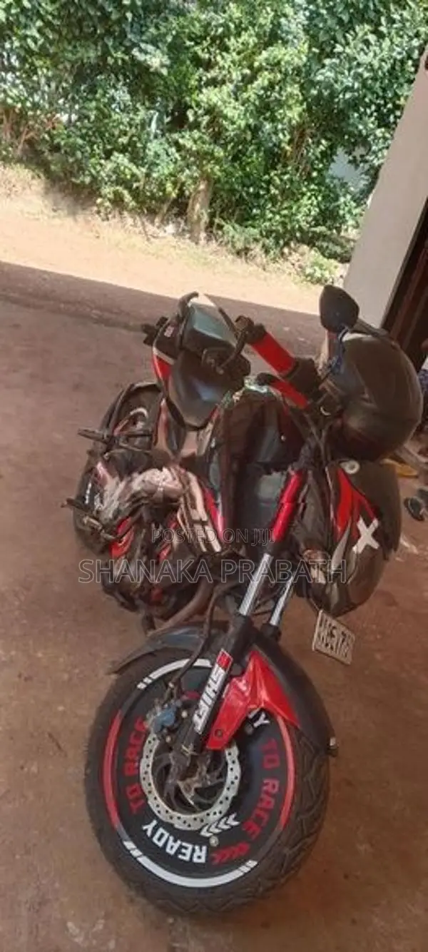 Bajaj Pulsar NS160 ns 150 2017