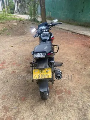 Bajaj Pulsar 180 2018