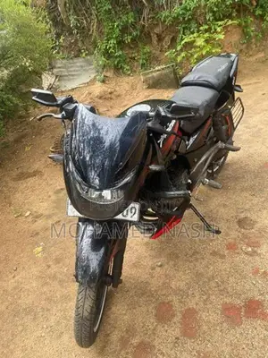 Bajaj Pulsar 180 2018