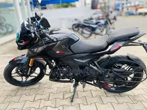 Bajaj Pulsar N160 Premium 2026