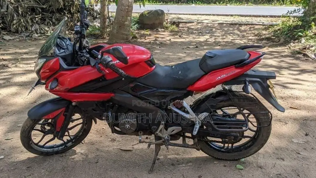 Bajaj Pulsar AS 150 2015