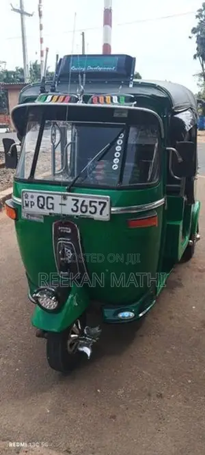 Bajaj RE 2006