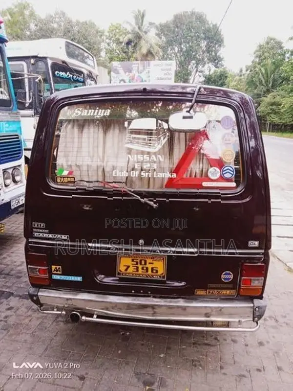 Nissan Caravan 1983