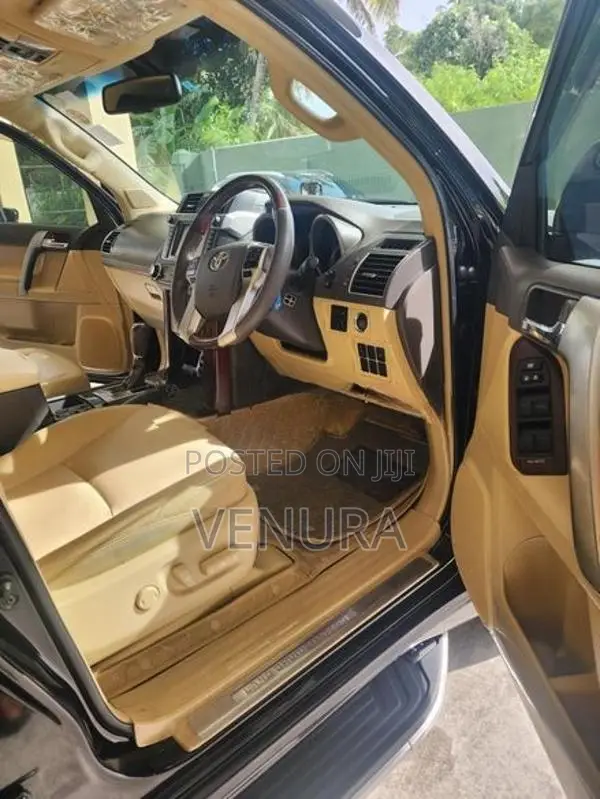 Toyota Land Cruiser Prado 150 2016