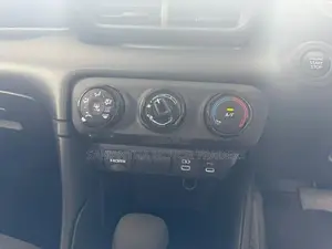 Toyota Yaris X Grade 2024