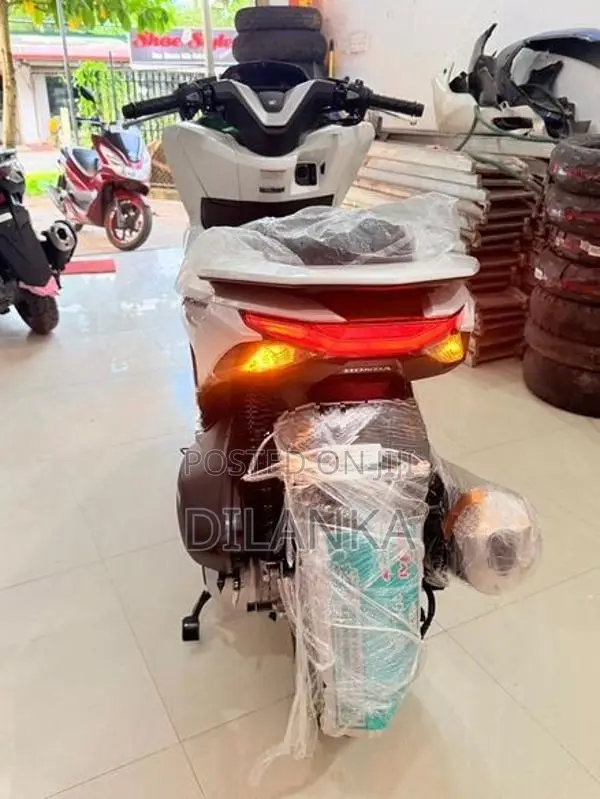 Honda PCX 160 2025