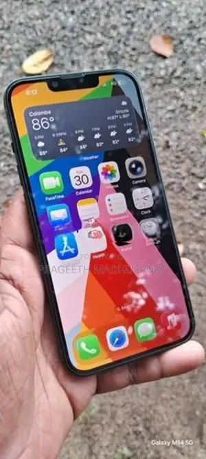 Apple iPhone 13 (Used)