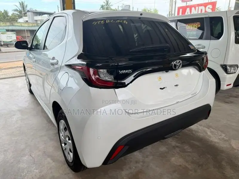 Toyota Yaris X Grade 2024