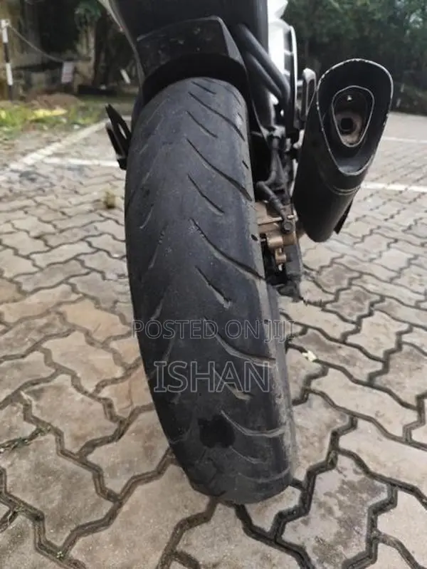 Yamaha R15 v2 2016