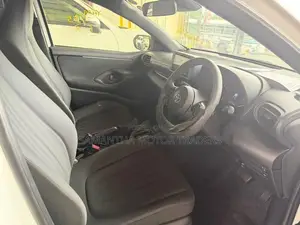 Toyota Yaris X Grade 2024