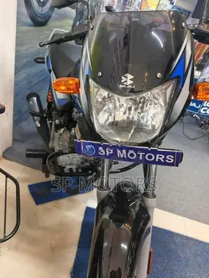 Bajaj CT100 CT100ES 2026
