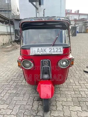 Bajaj RE Three Wheeler 2013