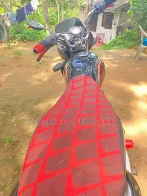 Bajaj Platina 125 2011
