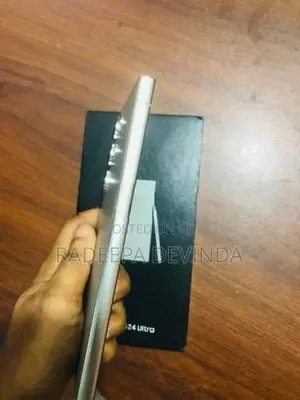 Samsung Galaxy S24 Ultra (Used)