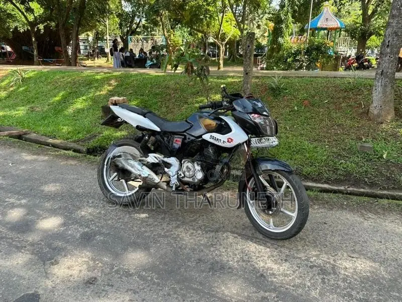 Bajaj Pulsar 135 2015