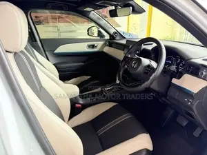 Honda Vezel Z Play 2024