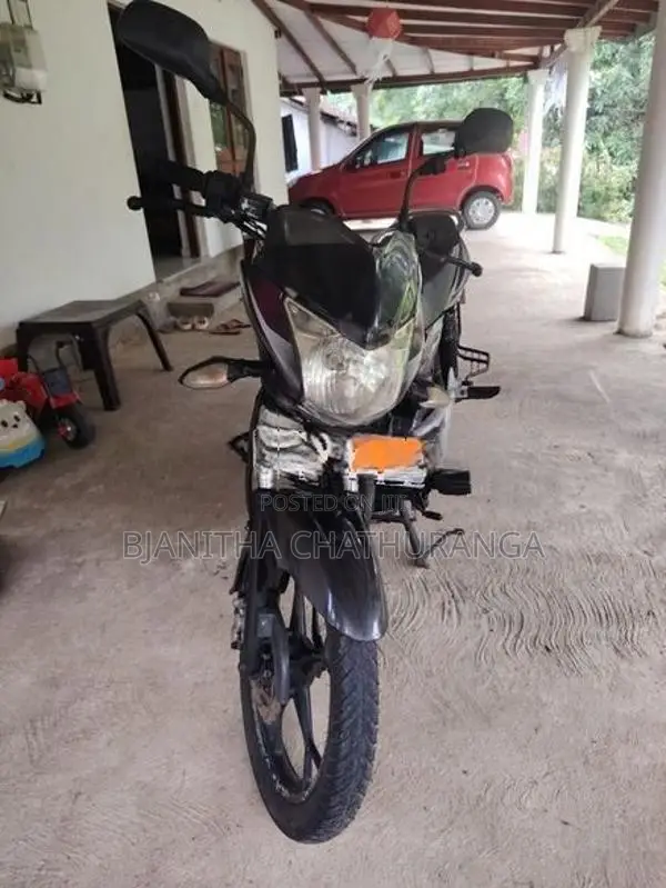 Bajaj Discover 2014