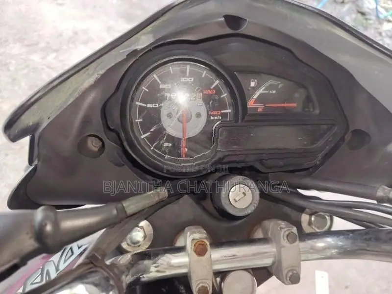 Bajaj Discover 2014