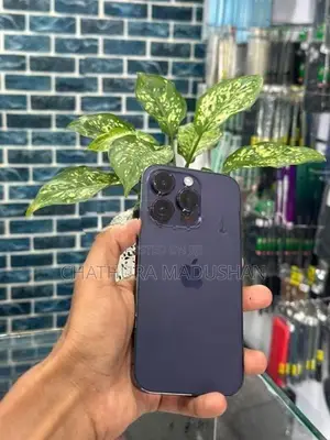 Apple iPhone 14 Pro i phone (Used)