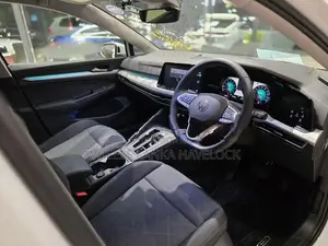 Volkswagen Golf etsi 2023