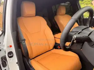 Lexus LX600 2026