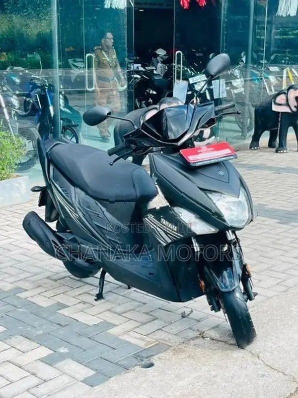 Yamaha Ray ZR 2018
