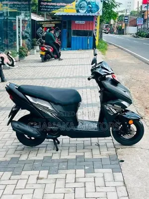 Yamaha Ray ZR 2018