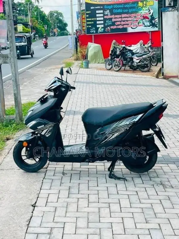 Yamaha Ray ZR 2018