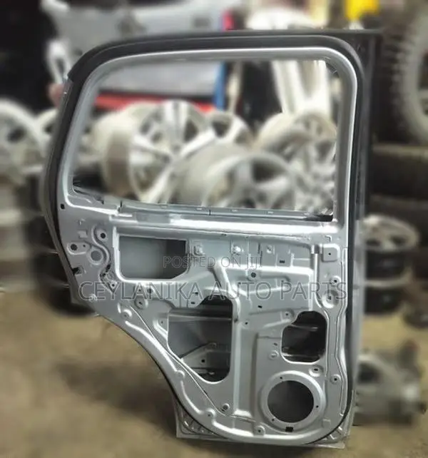 Raize Door Rear Lh