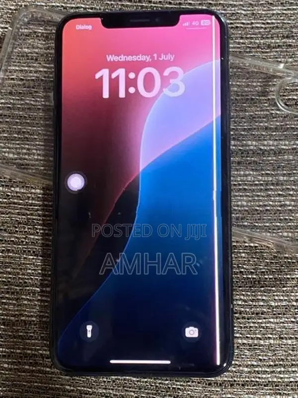 Apple iPhone XS Max (Used)