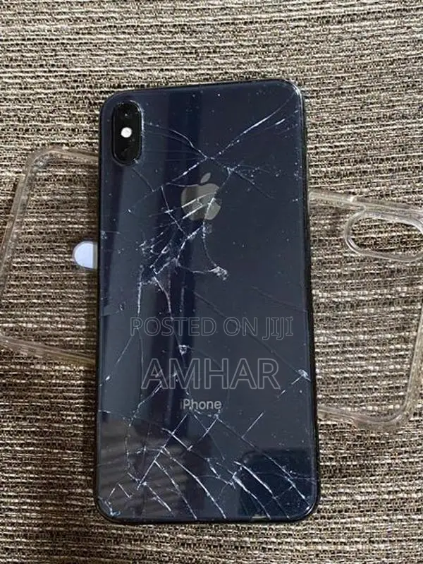 Apple iPhone XS Max (Used)