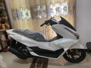 Honda PCX160 2025