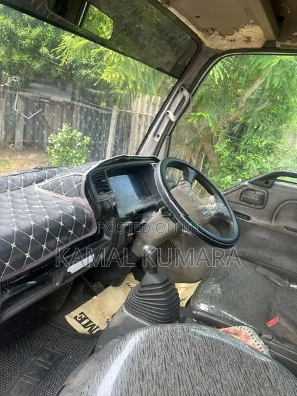 Isuzu Elf 250 1998