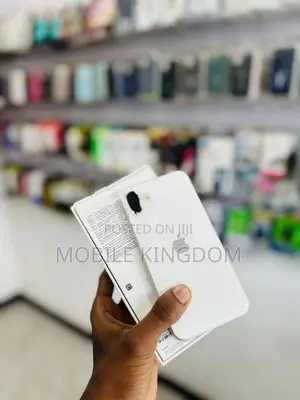 Apple iPhone 11 128GB (Used)