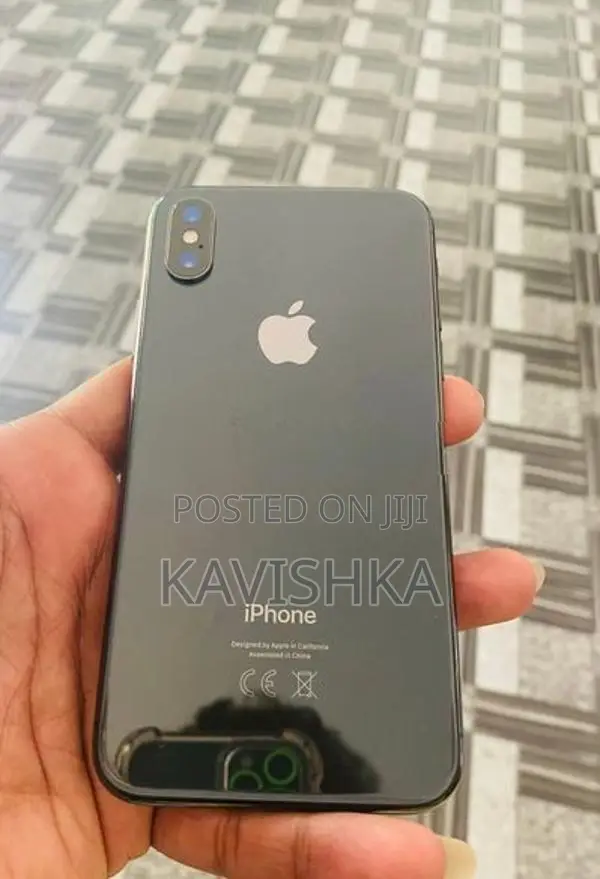 Apple iPhone X 64 gb (Used)
