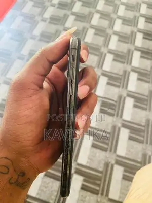 Apple iPhone X 64 gb (Used)