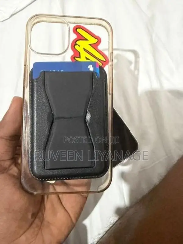 Apple iPhone 13 (Used)