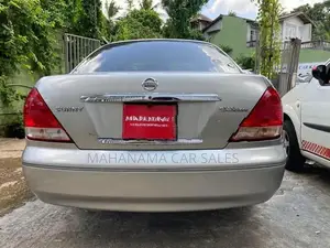 Nissan Sunny N16 2008