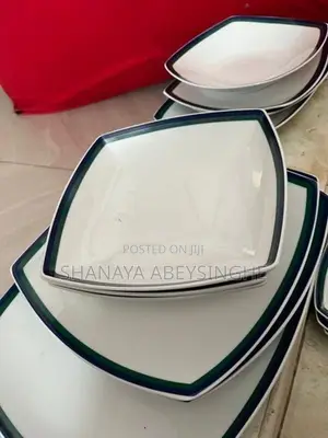 31 piece dinner set